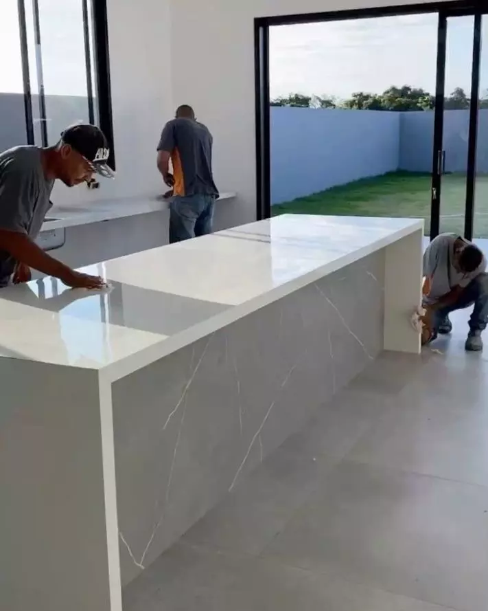 alfa_premium_marmoraria_em_vargem_pequena_rio_de_janeiro_alto_padrao_luxo_marmore_granitos_orcamento_gratuito_granderio